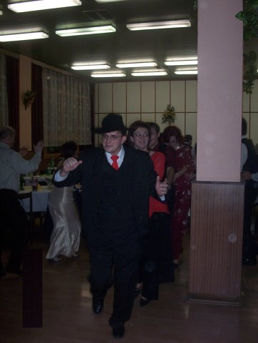 img00100.jpg