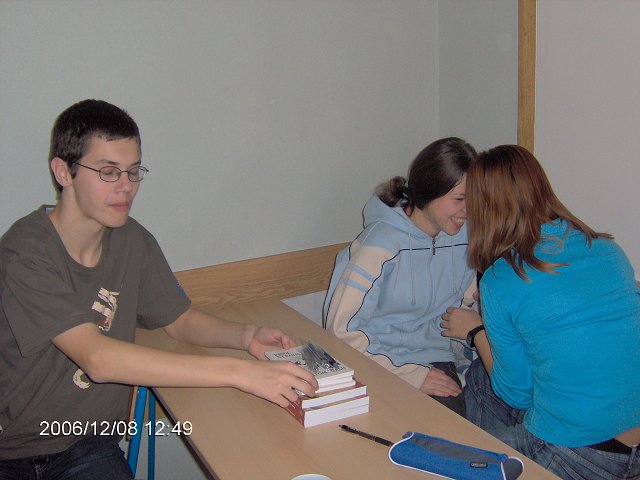 img00004.jpg