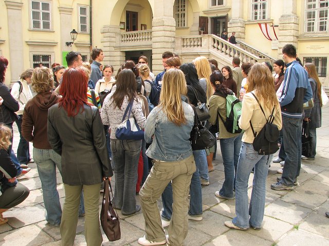 img00019.jpg