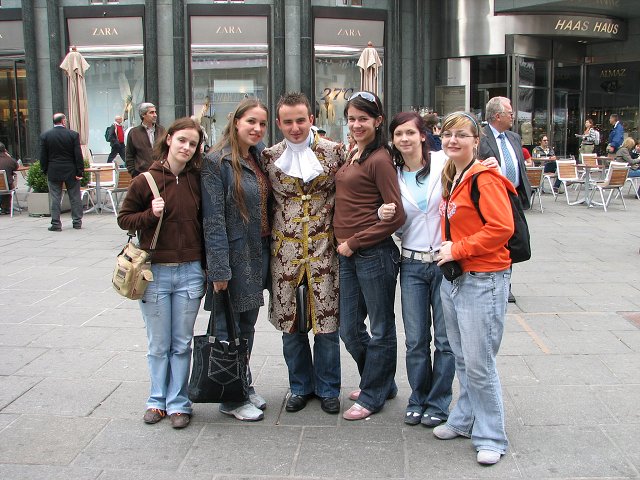 img00027.jpg