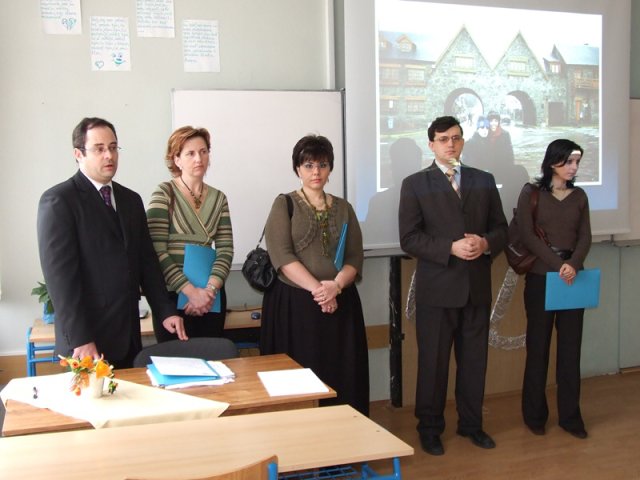 img00003.jpg