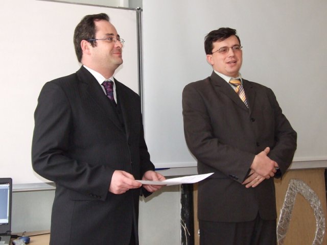 img00008.jpg